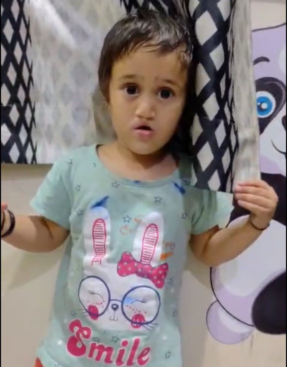 Viva Mungi with her mother