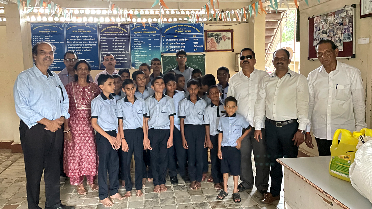 Smt. Patashibai Lunkad Blind School, Pune